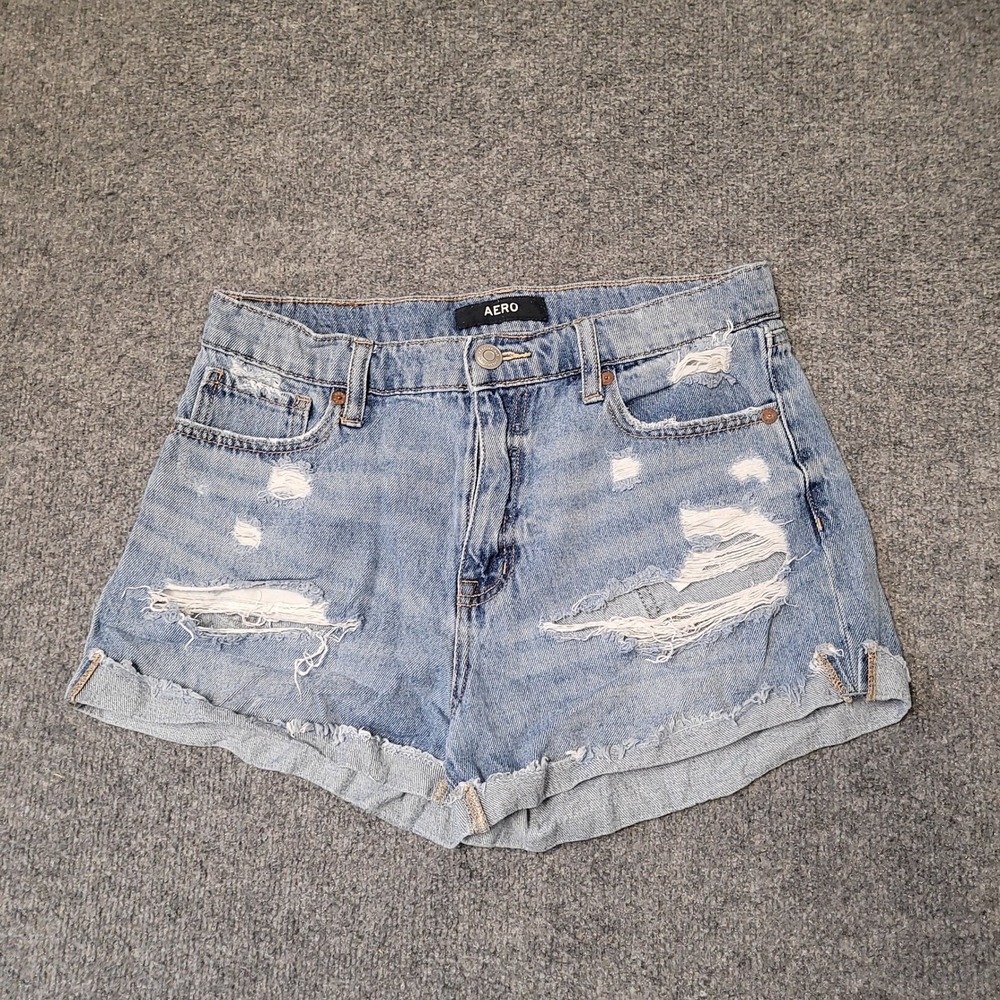 Aeropostale Denim Shorts Womens Size 28 Light Wash Distressed High Rise Mom